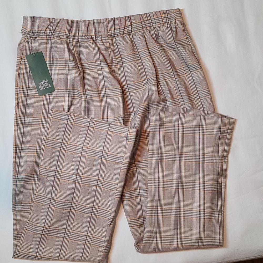 Pants - Picture 2 of 4